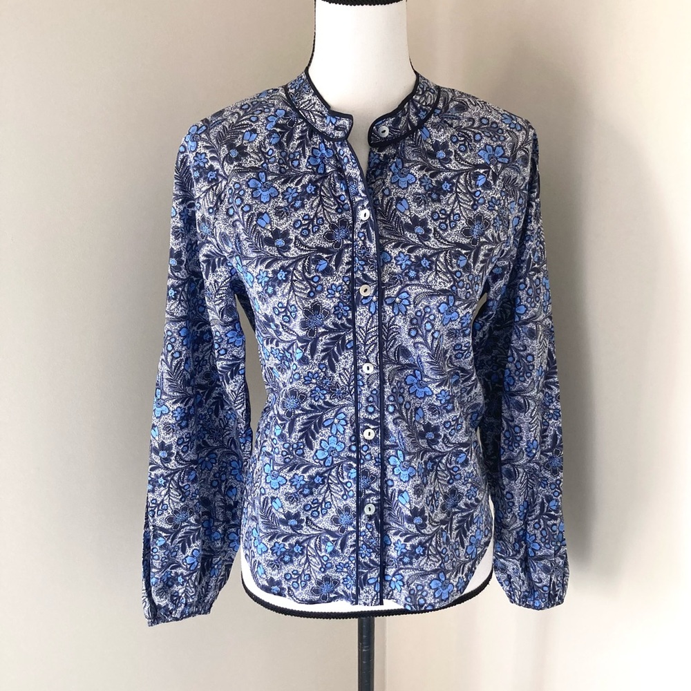 Evereve Sheila Floral Batik Piped Top Blue Black Size S - Picture 2 of 8
